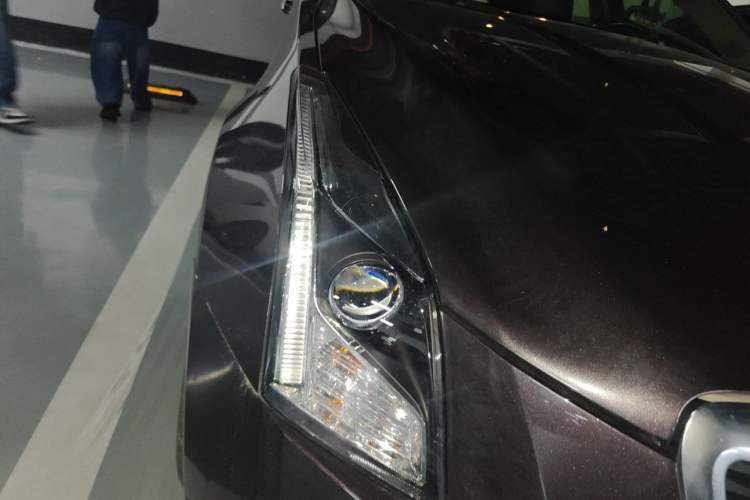 Used Cadillac ATS-L 2016 28T Tech Edition Right Front Headlight