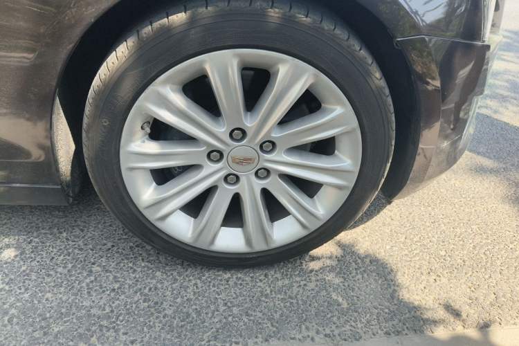 Used Cadillac ATS-L 2016 28T Fashion Edition Right Front Wheel Hub