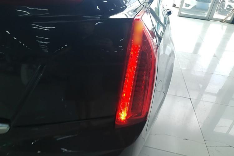 Used Cadillac ATS-L 2016 28T Fashion Edition Right Rear Taillight