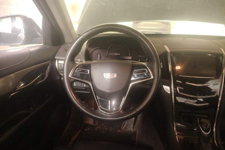 Used Cadillac ATS-L 2016 28T Tech Edition Steering Wheel
