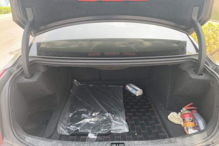 Used Cadillac ATS-L 2016 28T Fashion Edition Trunk