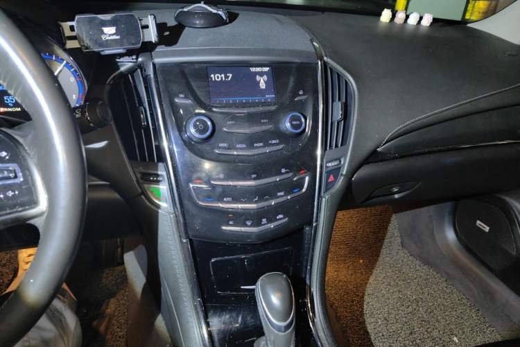 Used Cadillac ATS-L 2016 28T Tech Edition Audio And AC Panel
