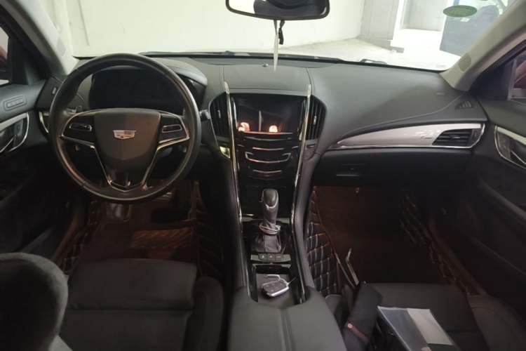 Used Cadillac ATS-L 2016 28T Luxury Version Center Console