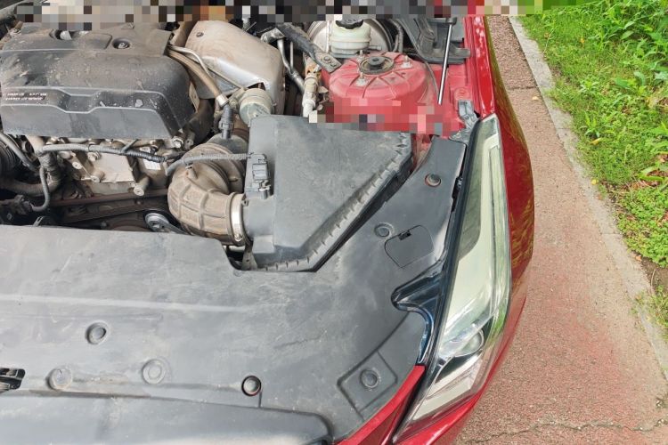 Used Cadillac ATS-L 2016 28T Tech Edition Engine Bay Left