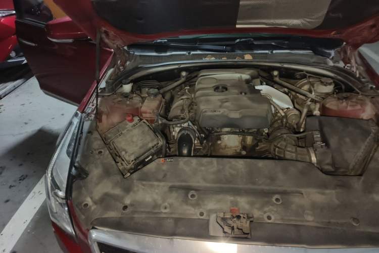 Used Cadillac ATS-L 2016 28T Luxury Version Engine Bay Right