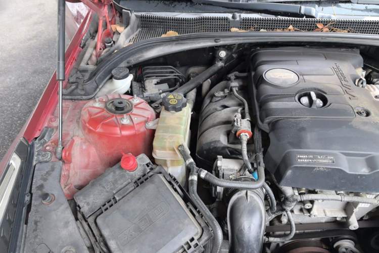 Used Cadillac ATS-L 2016 28T Tech Edition Engine Bay Right