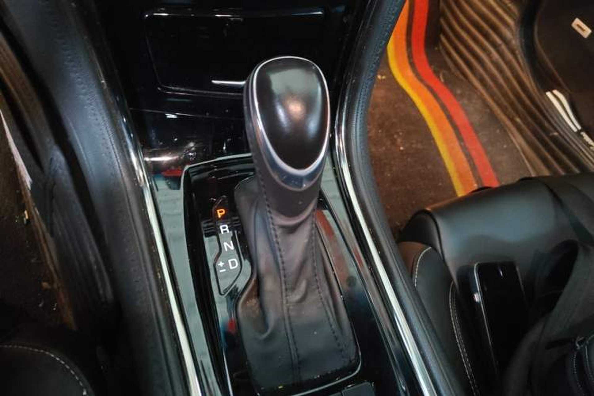 Used Cadillac ATS-L 2016 28T Tech Edition Gear Lever