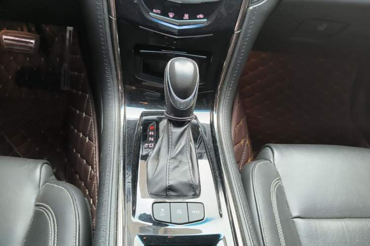 Used Cadillac ATS-L 2016 28T Fashion Edition Gear Lever
