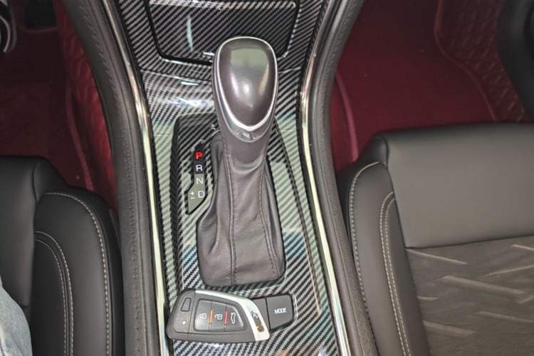 Used Cadillac ATS-L 2016 28T Tech Edition Gear Lever