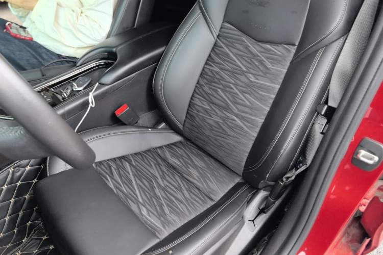 Used Cadillac ATS-L 2016 28T Tech Edition Left Front Seat