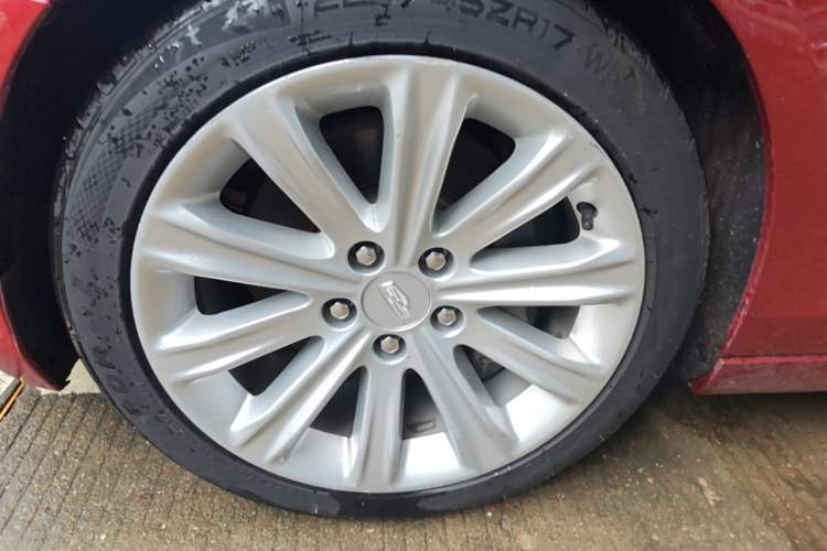 Used Cadillac ATS-L 2016 28T Tech Edition Left Front Wheel Hub