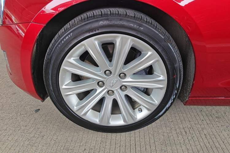 Used Cadillac ATS-L 2016 28T Tech Edition Left Front Wheel Hub