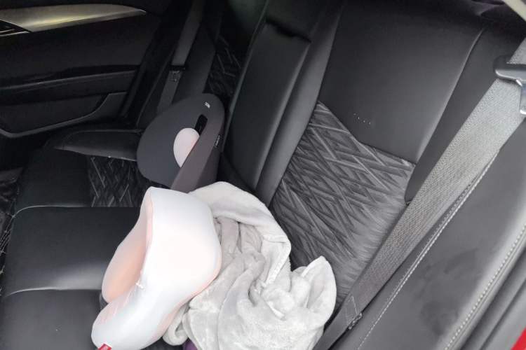 Used Cadillac ATS-L 2016 28T Tech Edition Left Rear Seat