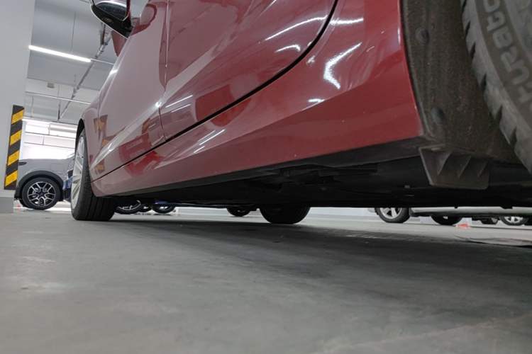 Used Cadillac ATS-L 2016 28T Tech Edition Left Side Sill