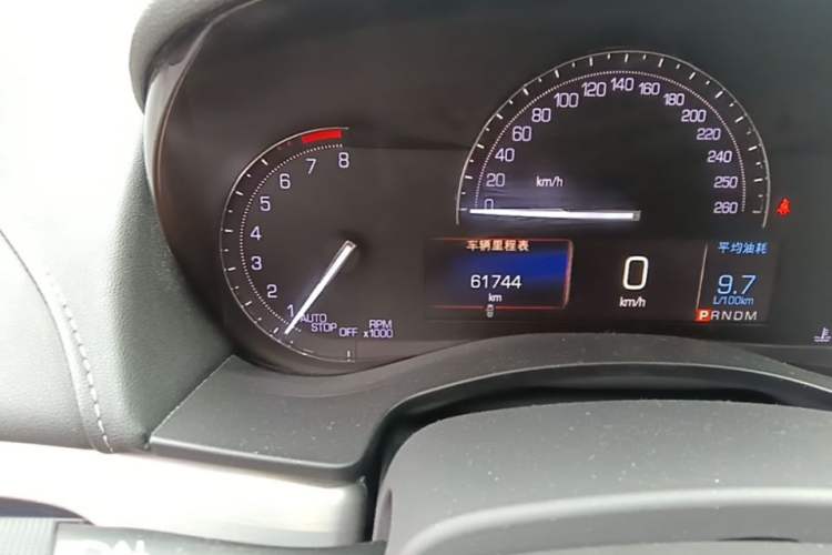 Used Cadillac ATS-L 2016 28T Fashion Edition Odometer Close Up