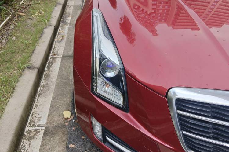 Used Cadillac ATS-L 2016 28T Fashion Edition Right Front Headlight