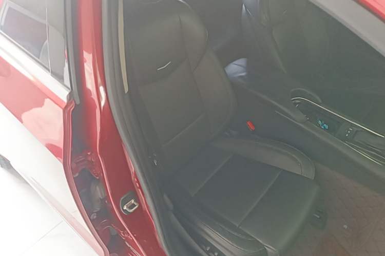 Used Cadillac ATS-L 2016 28T Fashion Edition Right Front Seat