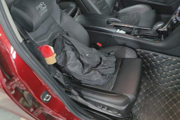 Used Cadillac ATS-L 2016 28T Tech Edition Right Front Seat