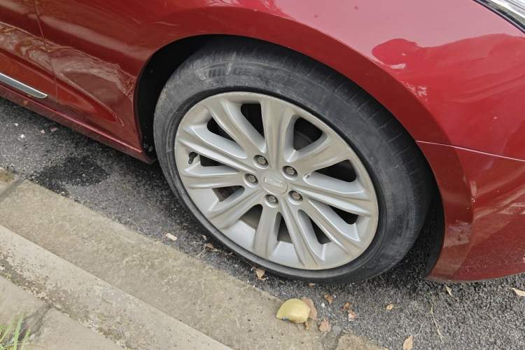 Used Cadillac ATS-L 2016 28T Fashion Edition Right Front Wheel Hub