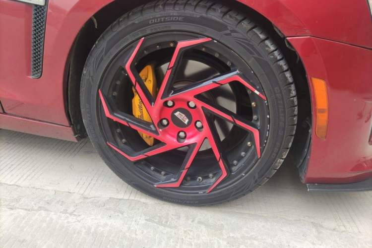 Used Cadillac ATS-L 2016 28T Tech Edition Right Front Wheel Hub
