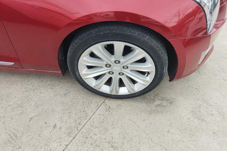 Used Cadillac ATS-L 2016 28T Fashion Edition Right Front Wheel Hub