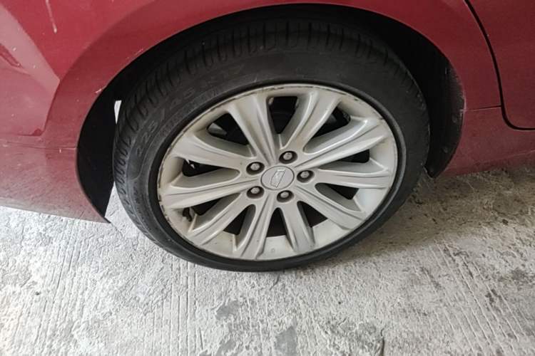 Used Cadillac ATS-L 2016 28T Luxury Version Right Rear Wheel Hub