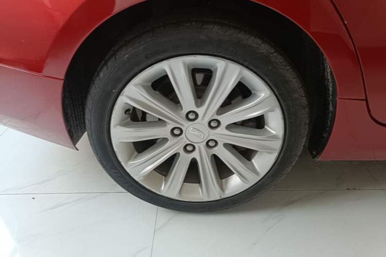 Used Cadillac ATS-L 2016 28T Fashion Edition Right Rear Wheel Hub