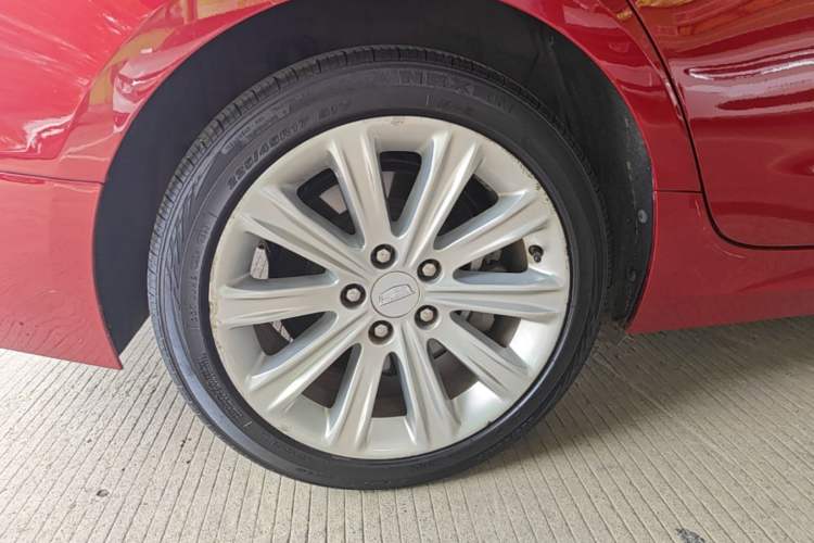 Used Cadillac ATS-L 2016 28T Tech Edition Right Rear Wheel Hub