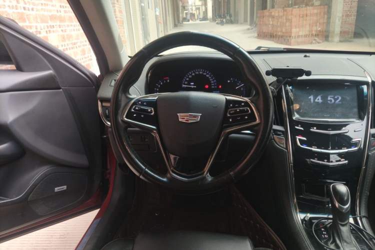Used Cadillac ATS-L 2016 28T Tech Edition Steering Wheel