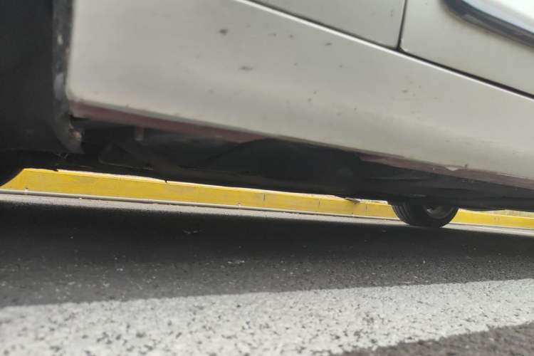 Used Cadillac ATS-L 2016 28T Fashion Edition Chassis Front Left