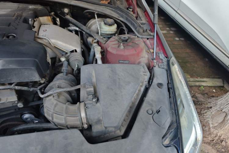 Used Cadillac ATS-L 2016 28T Fashion Edition Engine Bay Left