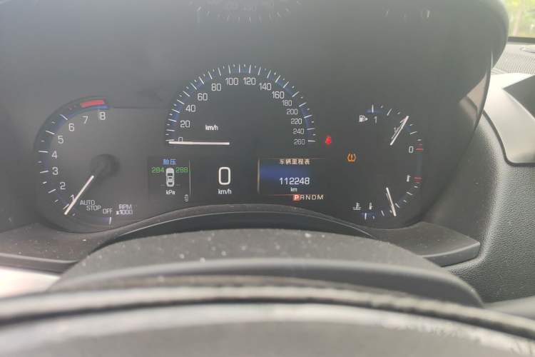 Used Cadillac ATS-L 2016 28T Fashion Edition Odometer Close Up