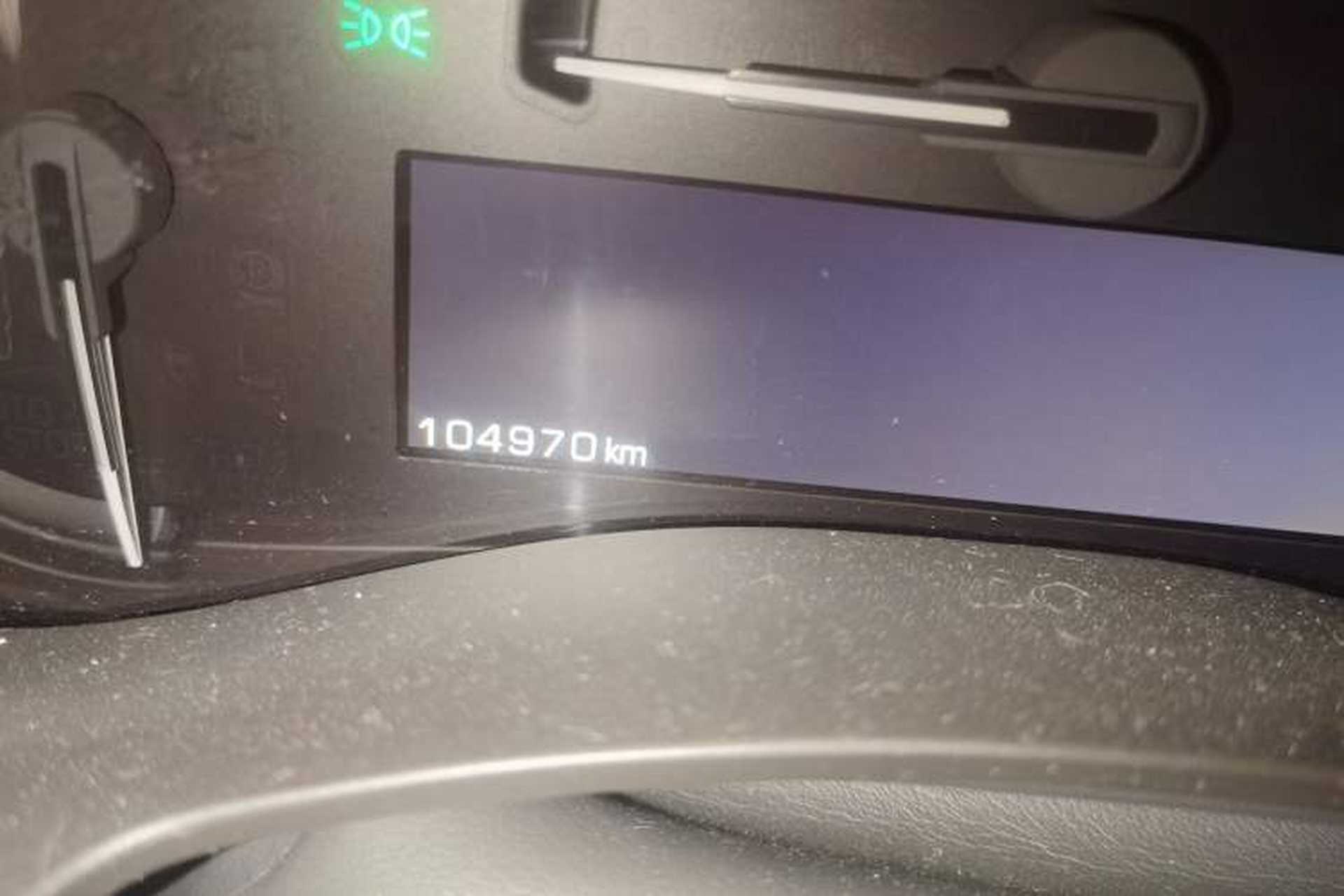 Used Cadillac ATS-L 2016 28T Fashion Edition Odometer Close Up