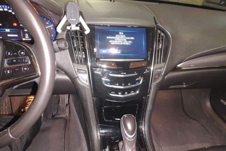 Used Cadillac ATS-L 2016 28T Fashion Edition Audio And AC Panel