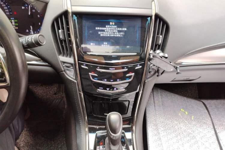 Used Cadillac ATS-L 2016 28T Fashion Edition Audio And AC Panel