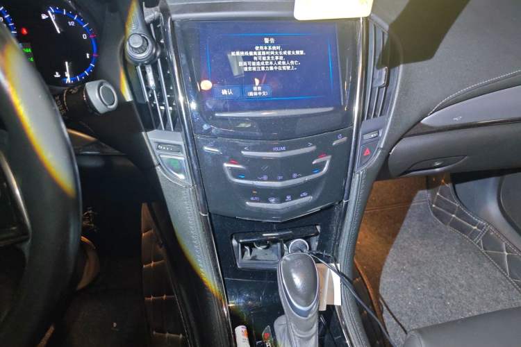 Used Cadillac ATS-L 2016 28T Fashion Edition Audio And AC Panel