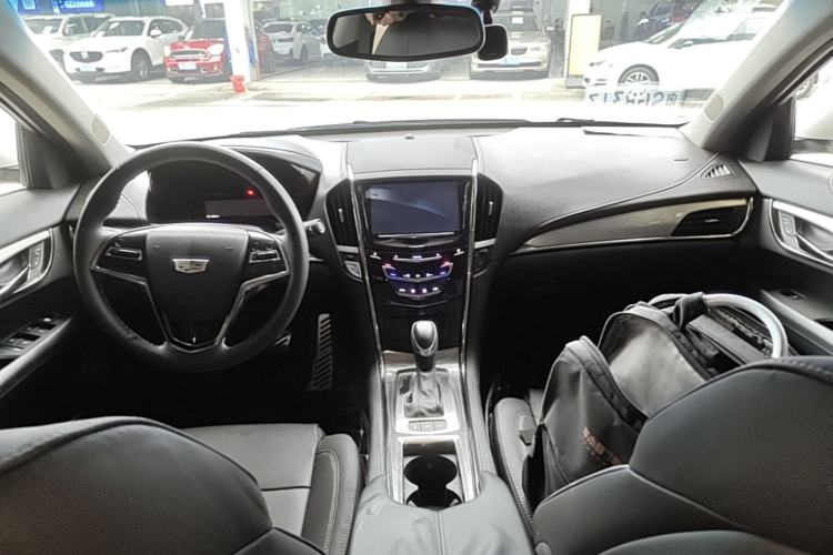 Used Cadillac ATS-L 2016 28T Fashion Edition Center Console