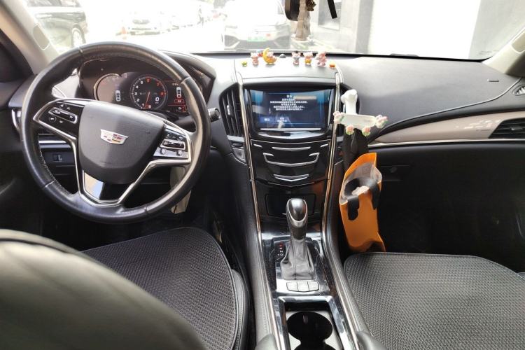 Used Cadillac ATS-L 2016 28T Fashion Edition Center Console