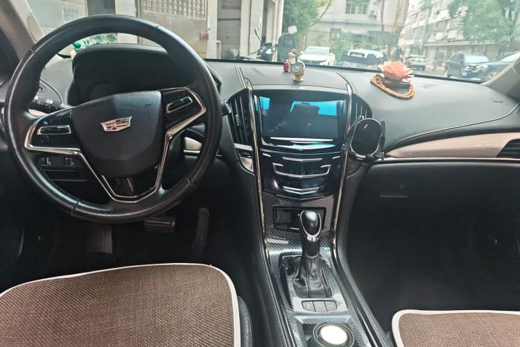 Used Cadillac ATS-L 2016 28T Fashion Edition Center Console