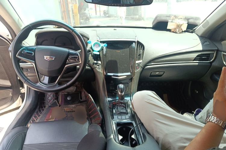 Used Cadillac ATS-L 2016 28T Tech Edition Center Console