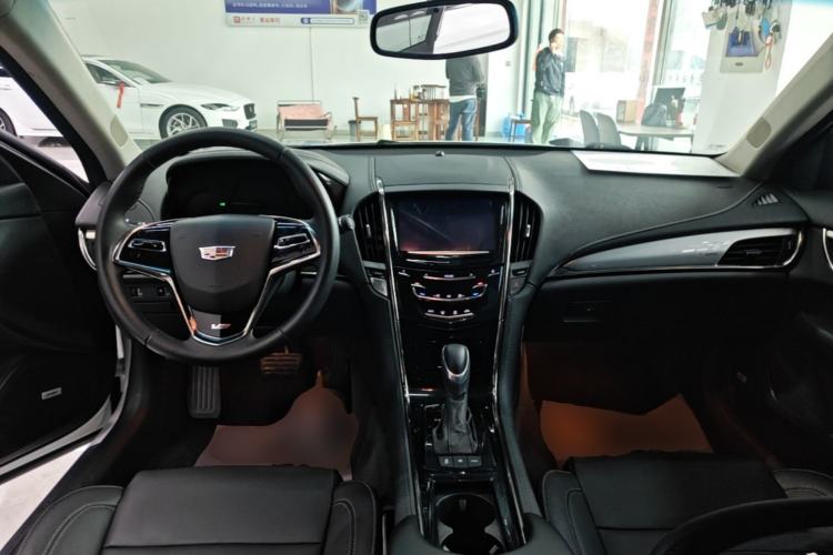 Used Cadillac ATS-L 2016 28T Fashion Edition Center Console
