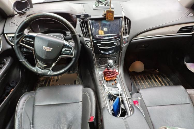 Used Cadillac ATS-L 2016 28T Fashion Edition Center Console