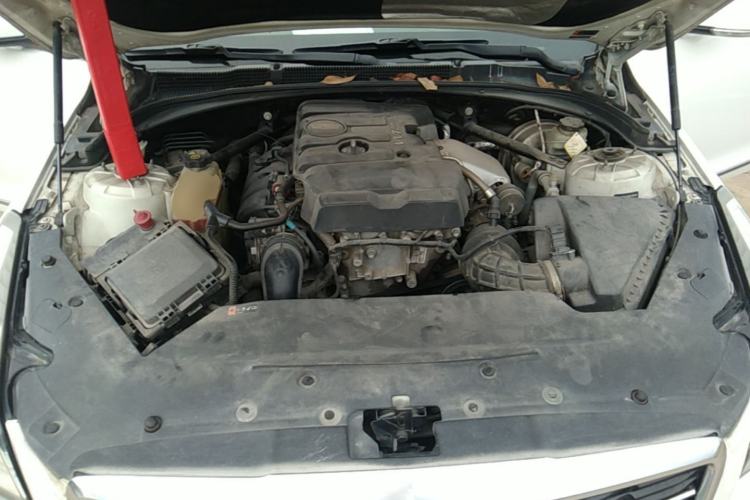 Used Cadillac ATS-L 2016 28T Fashion Edition Engine Bay