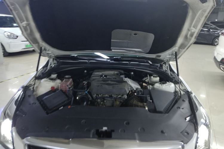 Used Cadillac ATS-L 2016 28T Fashion Edition Engine Bay