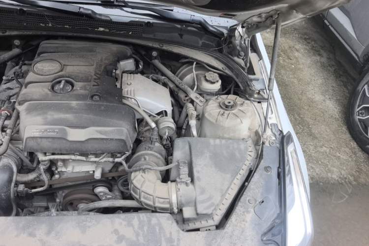Used Cadillac ATS-L 2016 28T Tech Edition Engine Bay Left