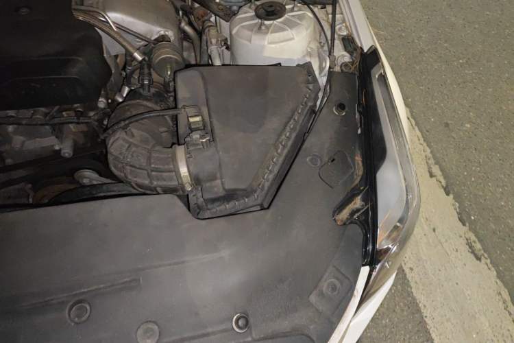 Used Cadillac ATS-L 2016 28T Fashion Edition Engine Bay Left