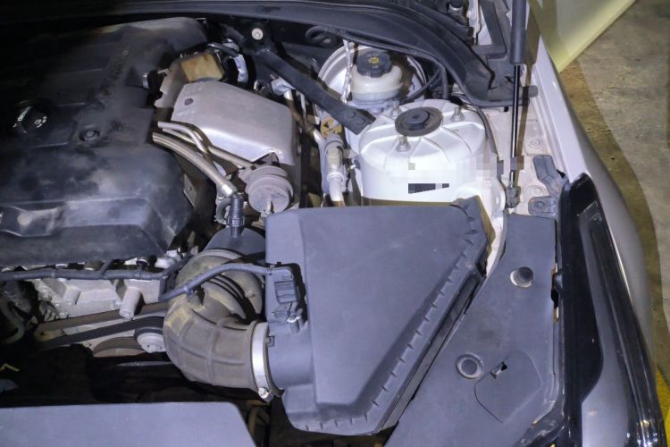 Used Cadillac ATS-L 2016 28T Tech Edition Engine Bay Left