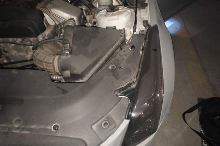 Used Cadillac ATS-L 2016 28T Premier Model Engine Bay Left
