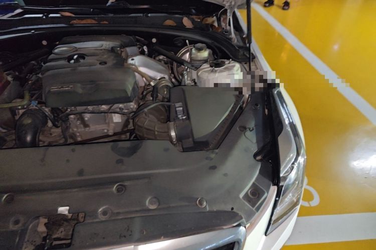 Used Cadillac ATS-L 2016 28T Fashion Edition Engine Bay Left