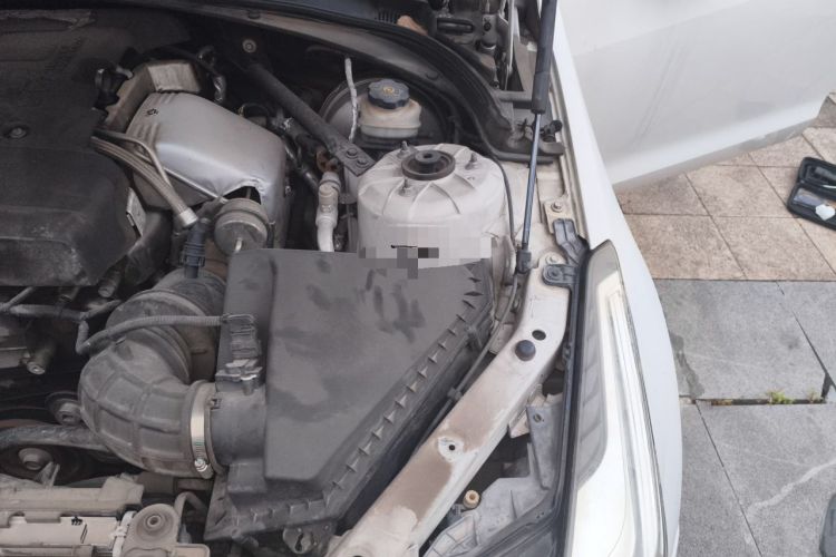 Used Cadillac ATS-L 2016 28T Tech Edition Engine Bay Left